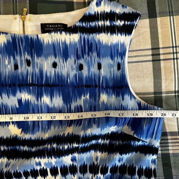 Tahari Sleeveless Midi Dress Sz 12P Blue Abstract Stripe Coastal Summer Fitted - Picture 12 of 14